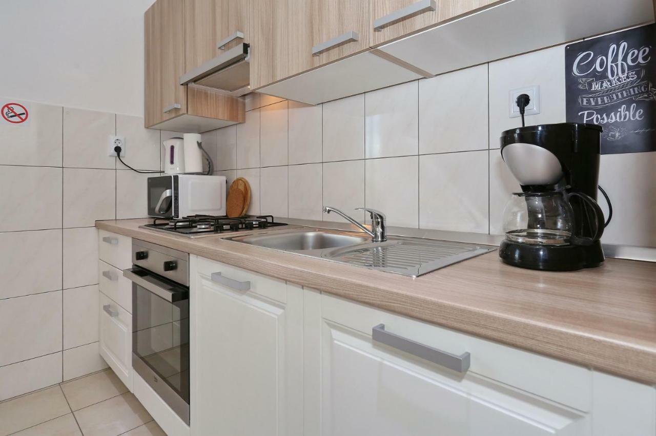 Natali Apartament *